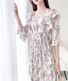 フリル襟花柄肩スリットワンピース