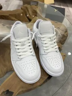 2026年最新】JORDAN 1 low 25.5の人気アイテム - メルカリ
