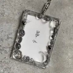 Item thumbnail for item 07cdfb40-86e6-422a-8204-eefe07a1b9b1