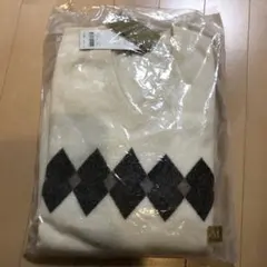 UNIQLO ユニクロ　カシミヤ100% Vネック セーター M 新品未使用