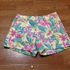 ボタニカル柄 ショーパン