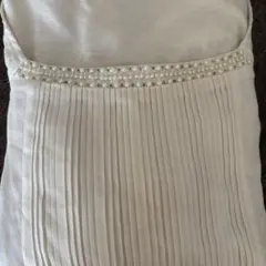 アイボリー プリーツ 長袖ブラウス パール装飾