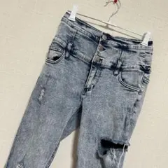 INGNI ダメージジーンズ