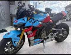Ducati Streetfighter V4S用オーダー外装フルカウルセットのサムネイル