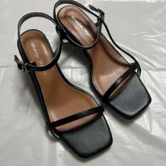 新品！ORiental TRaffic アンクルストラップサンダル ブラックのサムネイル