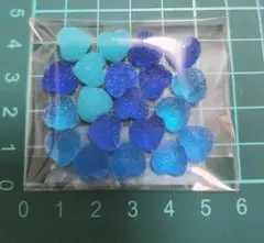 ハート　20個　パーツ　レジン　デコレーション　青系