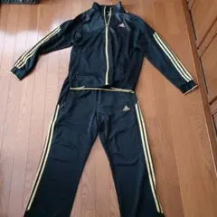 アディダス　ジャージ　セットアップ