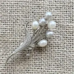 天然真珠 ブローチ 6珠 華やか 花束 モチーフ シルバー