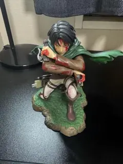 れ*ぃ様 進撃の巨人 リヴァイ フィギュアのサムネイル