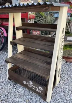 No89 三角屋根の簡単移動5段棚,新規格 WELCOME my GARDEN - メルカリ
