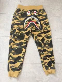 APE エイプ　最安値　カモフラージュシャークデザインジョガーパンツ