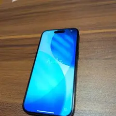 【美品】iPhone 15 128GB ブラック SIMフリーのサムネイル