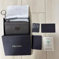 【ほぼ未使用・箱付き】PRADA（プラダ）コインケース / ミニ財布のサムネイル