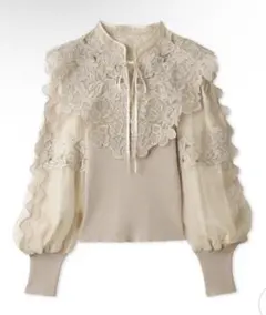 SNIDEL レースカラーニットプルオーバー　ベージュ