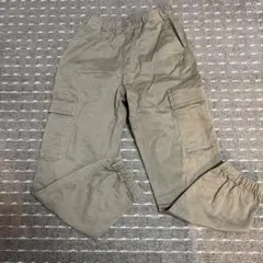 UNIQLO カーゴパンツ 160cm カーキ色