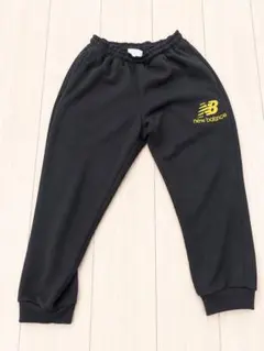 ニューバランス　Newbalance 140 パンツ　スウェット　七分丈のサムネイル