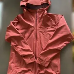 マウンテンパーカー フード付きUNIQLO ブロックテックパーカ 3Dカット