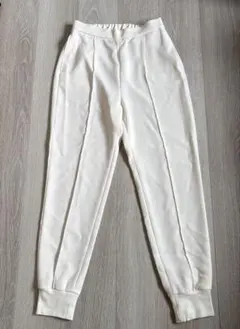 未使用品 Whim Gazette ジョガーパンツ ホワイト Fサイズ