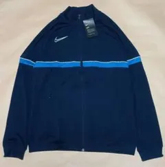 トラックジャケット