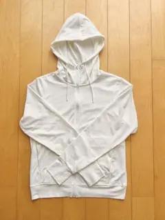 UNIQLO エアリズムUVカットメッシュパーカー　白　ホワイト　レディース