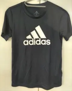 adidas 黒 Tシャツ サイズ140cm