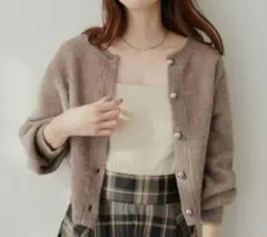 【natural couture】ZOZO限定 ころりん釦クルーネックカーデ