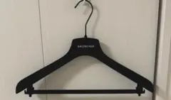 2025年最新】BALENCIAGA 衣類ハンガーの人気アイテム - メルカリ