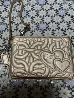 Coach ゴールド ハートポーチ