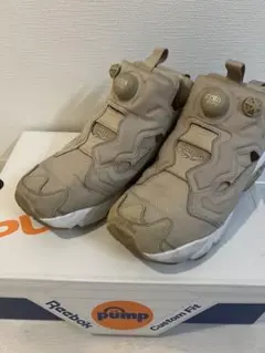 Reebok Instapump Fury ベージュ