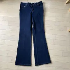 Ｂ.THREE ジーンズ