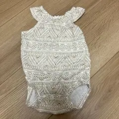 カーターズホワイトゴールドロンパース60-70