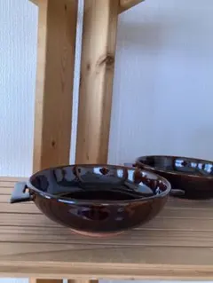 出西窯 飴色 縁付平皿（8寸／約24㎝) 、切り立て湯呑み 未使用のわけ