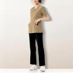 ナースリー アメリカンスクラブ　トフィベージュ　Mサイズ　看護師　スクラブ
