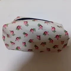 LAURA ASHLEY HOME 花柄ポーチのサムネイル