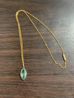 緑色オーバルペンダントネックレス