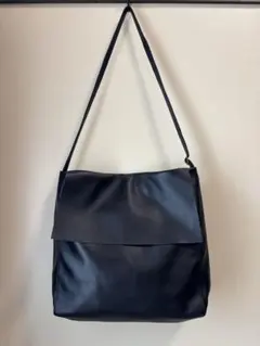 【未使用品】earシンプルショルダーバッグ牛革