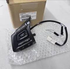 SUBARU 純正 VAB ステアリングリモコン H0017VA926のサムネイル