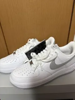 Nike Air Force 1 ホワイト/シルバー