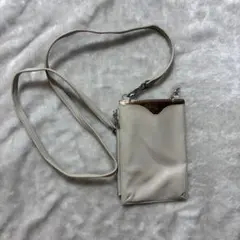 MONO COMME CA モノコムサ スマホショルダー アイボリー ポシェット