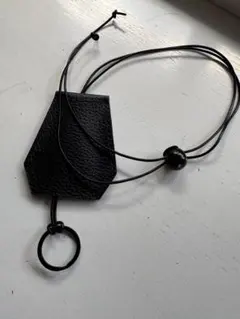 ブラックレザー キークロシェット　ブラック金具