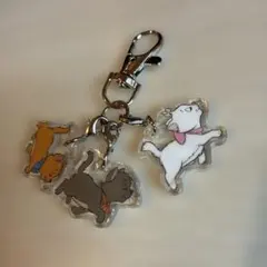 Disneyトリオ　アクリルキーチェーン　おしゃれキャット