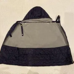 ユニクロ　ライトウォームパデット2WAYブランケット　抱っこ紐　ベビーカー