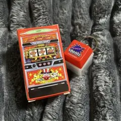 ジャグラー　スイッチキーホルダー　ガコッ！のサムネイル