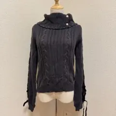 【axes femme】チャコール色 ケーブル編み セーター