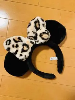 ディズニー　ミニー　ヒョウ柄　リボン　カチューシャ