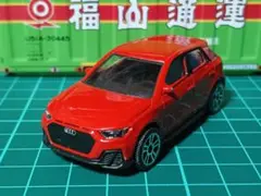 【マジョレット】アウディ A1 スポーツバック 1/56 ミニカーのサムネイル