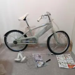 新品【20インチ自転車】　※輸送傷ありの可能性　写真を確認くださいのサムネイル