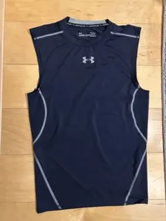 Under Armour ネイビー アンダーシャツ LG