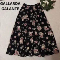 GALLARDAGALANTE ロングスカート　黒　フレア　花柄　総柄のサムネイル