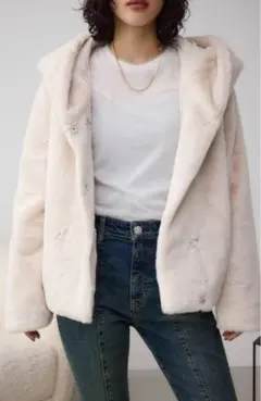 Azul フード付きフェイクファーコート アイボリー